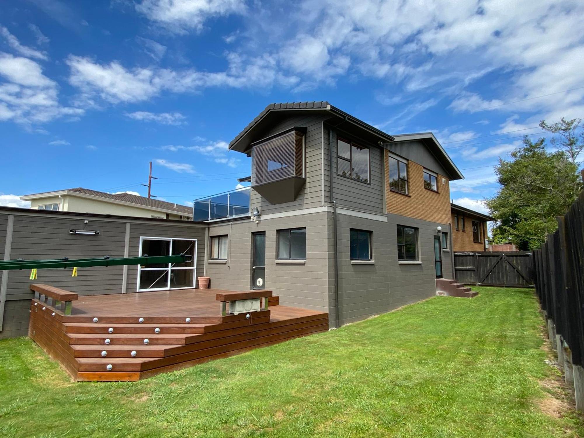 Spacious Retreat With Mountain View Rotorua Exterior photo